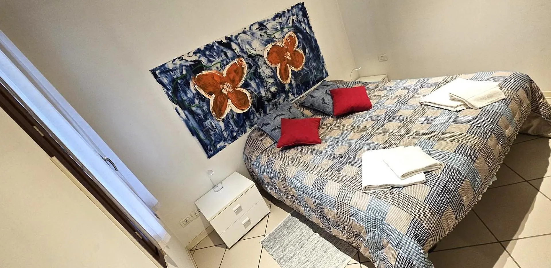 Rose House With Private Garden Apartment Lido di Venezia